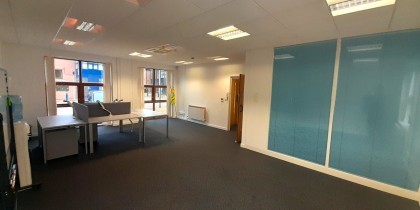 9a96cdb8 0ac3 4028 bf06 4fe991a4b844