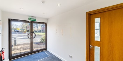 40e3433e bd16 4b3c a8f7 78635693a994