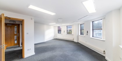 e3029484 4676 4d08 86c7 ba6eba20bd39