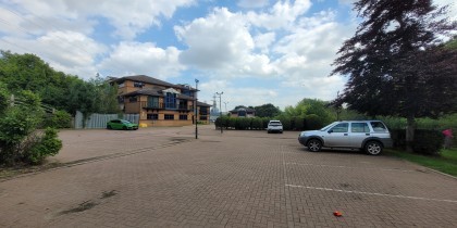 3afedf8a 63c0 41fa afe0 bb7ed1d99d63