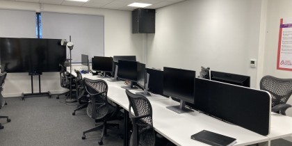 87c6ab7b 71da 4b59 a900 16cc442d17e4