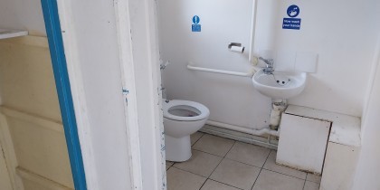 f41b0dd4 c3c4 4329 ad9e ffd5d6f39bbe