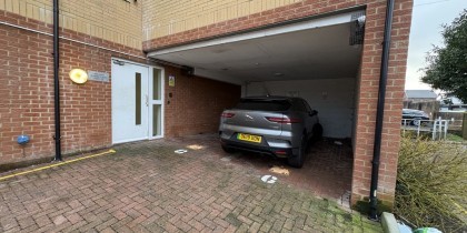 e73e3c34 2a84 41c7 9039 684602589e9f_web