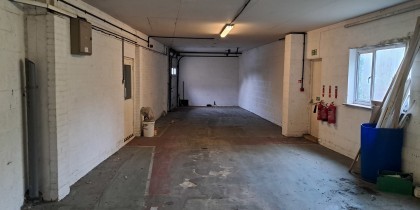 965d7e8c 2710 413a 95b6 216e55f91967