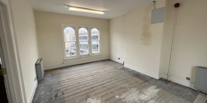 2b8d663b 5e63 4e8c b608 749a37c52aa7