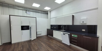 c598b87b 8bb4 4bb8 af17 2b7d4268cfe1_web