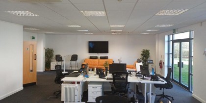 2c968d7b a2ab 4fb9 8ad8 a517f914b5ee_web