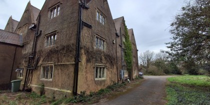 0f605159 6baa 46cf a3e9 d8391a6e58c1_web