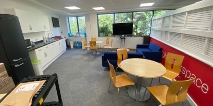 b80824de a969 4099 99a2 f58ec2b20127_web