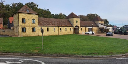 d27f00e8 d7eb 4503 8a0b 43aa5bd5a8f4_web