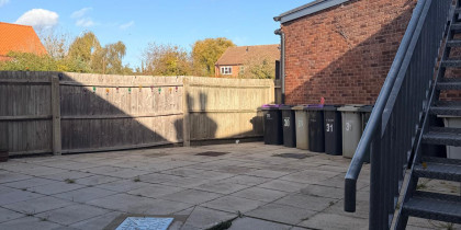 Tattershall 8 Communal Courtyard