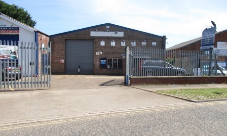 1827e56c d46c 4659 8743 1d6774846ec3_web