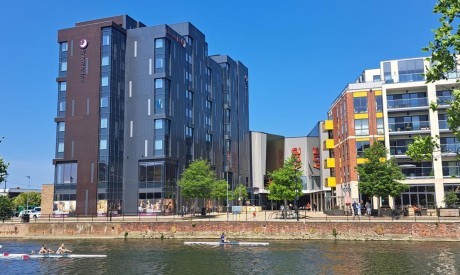 de49e1a8 252a 4859 9574 e5ae513c206e_web