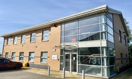 8e05f36a 354c 4b6c b4d2 78c4c9ed402d_web