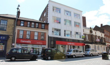 8a207042 954f 483f 80f3 52b139415873_web