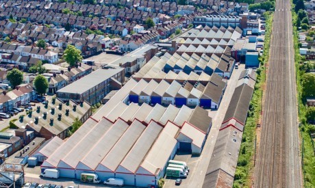 016f56e2 c8bc 4566 a928 ac10c6a7f160_web