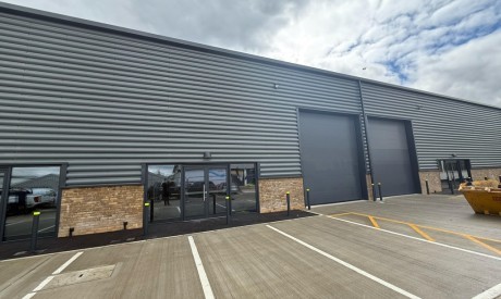 7e5bb2d7 289b 48b6 8afa accd39201cee_web