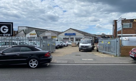 b20ba60f bacb 452c a344 96a4d395ad1d_web