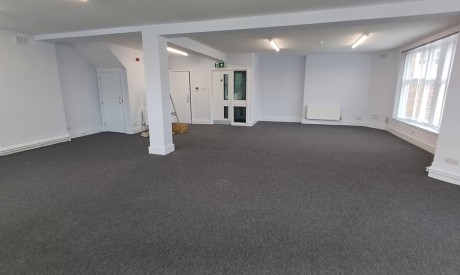 ab8a306c 234f 46d0 b9c7 f53d4cc10569_web