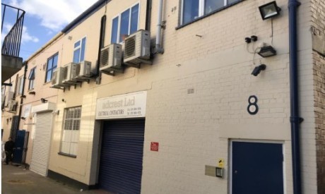 5e0126ff 6b9b 4bcf b0d4 896c008bccc1_web