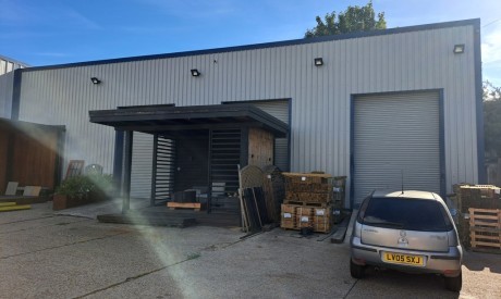 dccfa87e 54a5 441a 96f0 5abd93822724_web