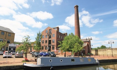 2afcb0c0 cedd 4981 9d2d efa76c3273c8