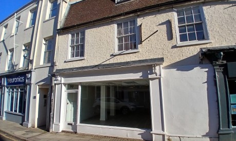 ec20bb8b 00c7 4e13 a414 e37545a48d37