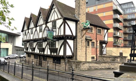 8ba1792b ee82 4bc7 bd3b 233db748d308_web