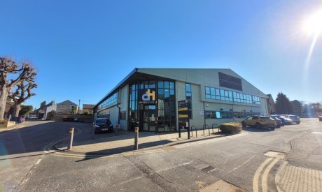 fad59412 e5c3 415f 921e a278ca90fd4c_web