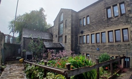 446b96da 2848 4d8a b3cd 24bdb42b45a8_web