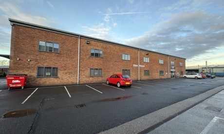 8499c1a9 68f6 46b4 a5f4 9ab004463384_web