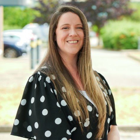 Mia Barrett Credit Controller