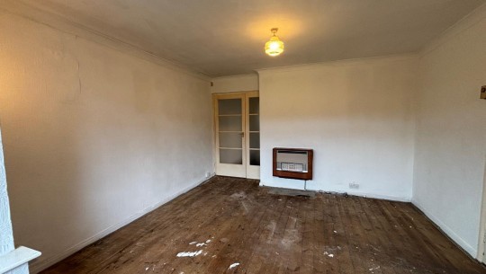 12 Richmond Avenue   radiator