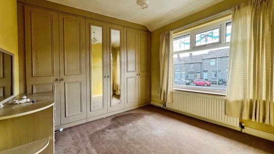 1052 Chorley Old Road   bedroom