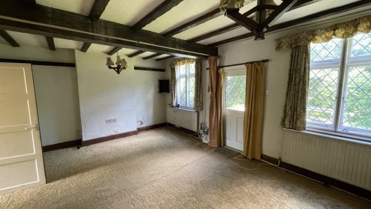 Hope Cottage, Private Walk, Chester, Cheshire, CH3 5XB   living room