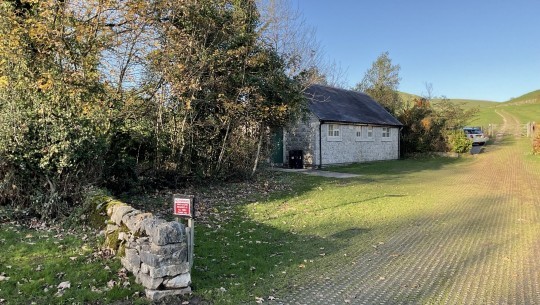 Property Auctions   Land and Former Public Conveniences   driveway