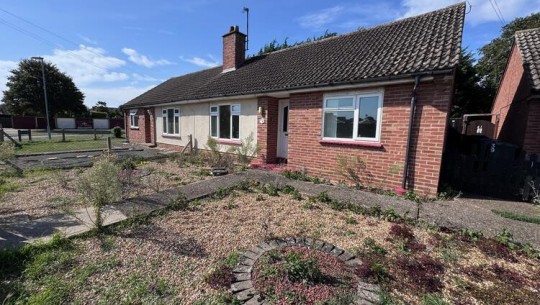 Property Auctions   September 2025   39 Harris Crescent   front