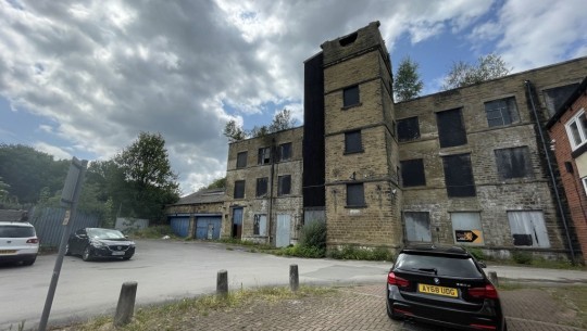 Property Auctions   St  Anns Mills   external