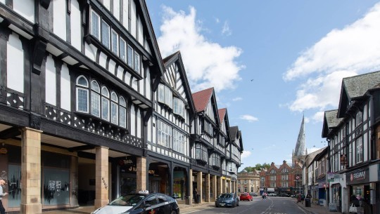BTGEPA   37   41 Knifesmithgate, Chesterfield, Derbyshire S40 1RL   left angle