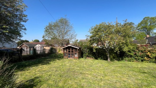 BTGEPA   1A Eastway   garden