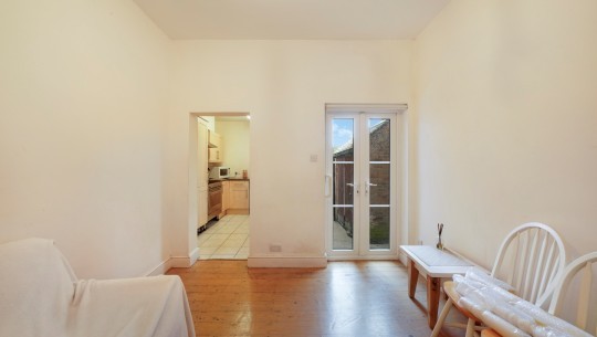 BTGEPA   6 Longley Road   internal