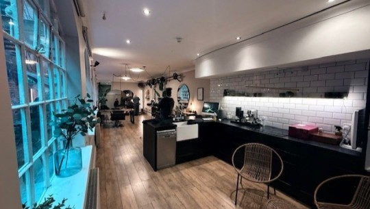 Property Auctions   Regent Place, Birmingham   kitchen