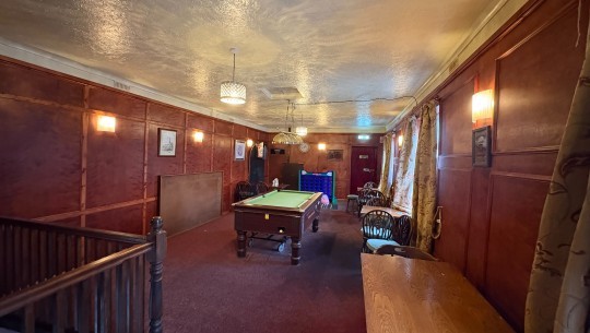Property Auctions   The Former Bell Inn   games room