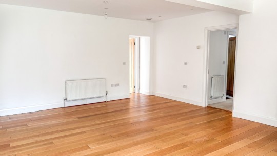 Long Spring Cottage   interior
