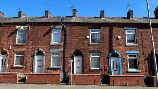 Property Auctions   669 Ashton Road   external