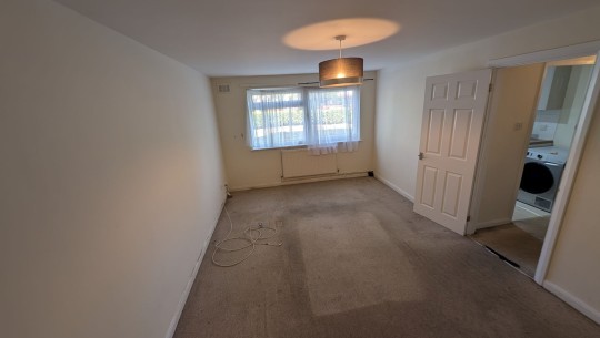 BTGEPA   Flat 37, Benwick Court   living room