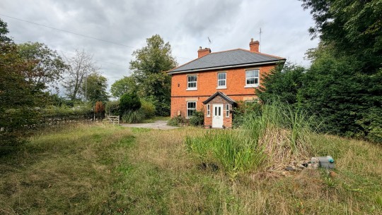 BTGEPA   The Crossings 194 Moorgreen   external