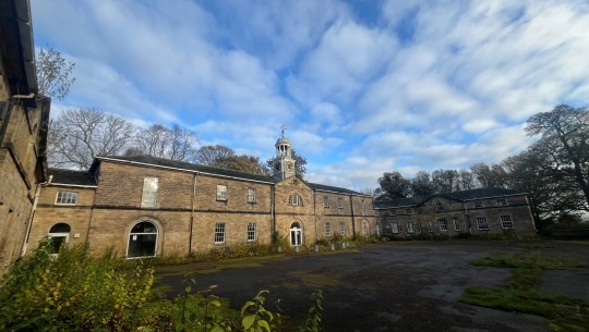 BTGEPA   Woolley Hall, New Road, Woolley, Wakefield, West Yorkshire WF4 2JR   courtyard