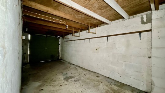 BTGEPA   2 Longfield   garage