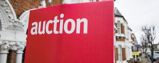 Auction saleboard
